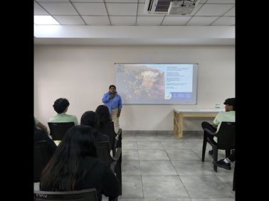 MRV A Level Students Interact with Top California Universities