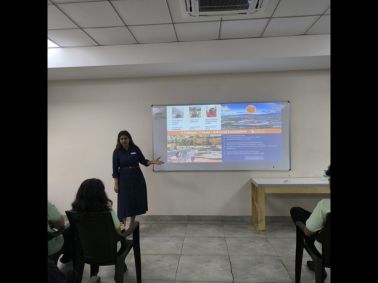 MRV A Level Students Interact with Top California Universities