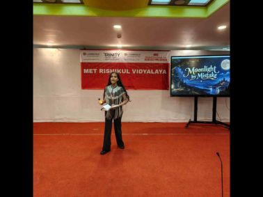 MRV Grade 7 Explores Literature Through Theatre
